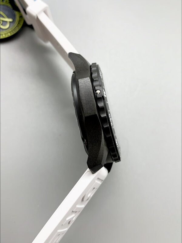 Breitling Endurance PRO 44 Quartz Watch (1;1Super Clone)