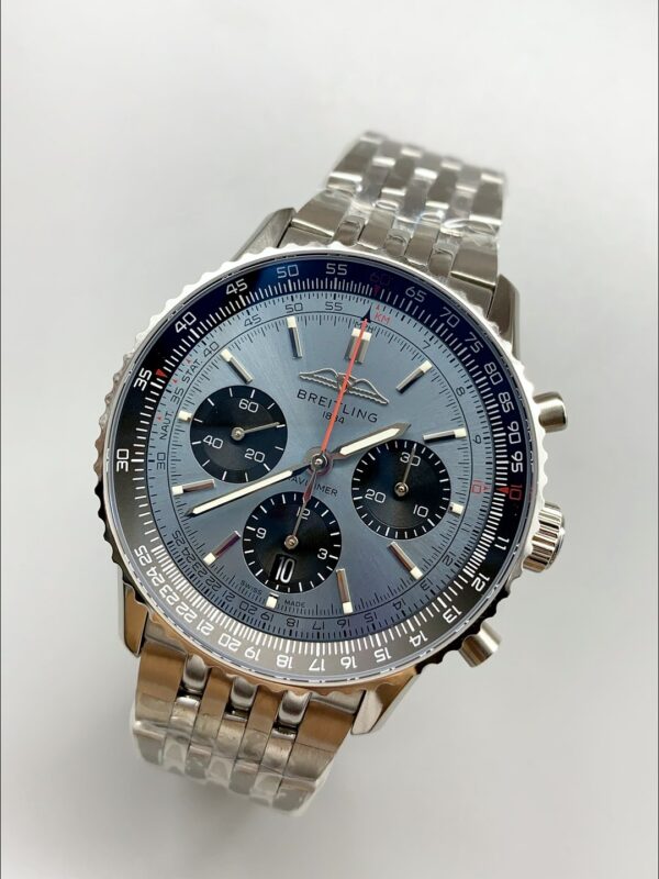 Breitling Navitimer with blue dial and steel bracelet (1:1Super Cloen)