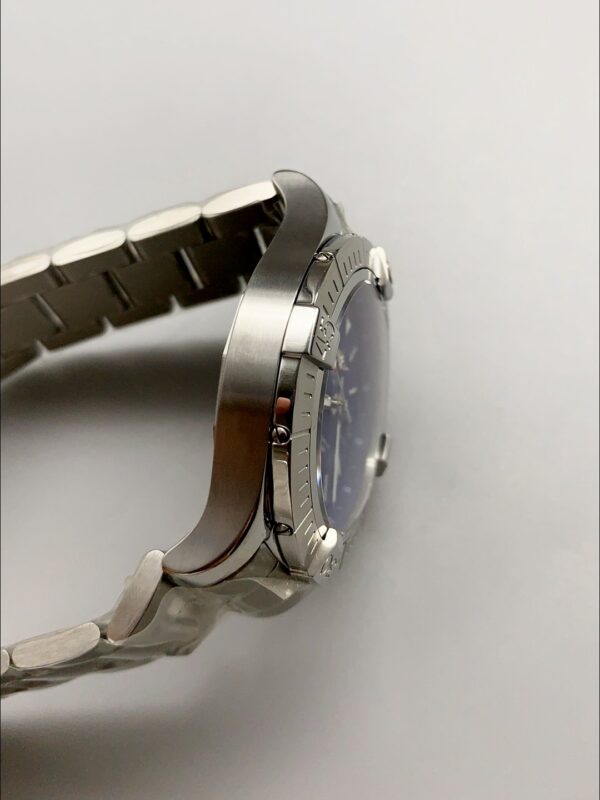 Breitling Avenger 43 Automatic Blue Dial Steel Strap (1:1Super Clone)