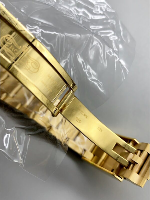 Rolex Explorer I Black Dial – Yellow Gold Steel in 3230 Movement(1:1Super Clone)