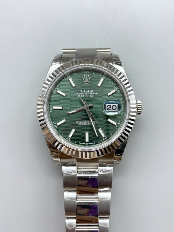 Rolex Datejust Cal.3235 Movement 904L Steel 41MM – Green Fluted Motif Dial (1:1Super Clone)