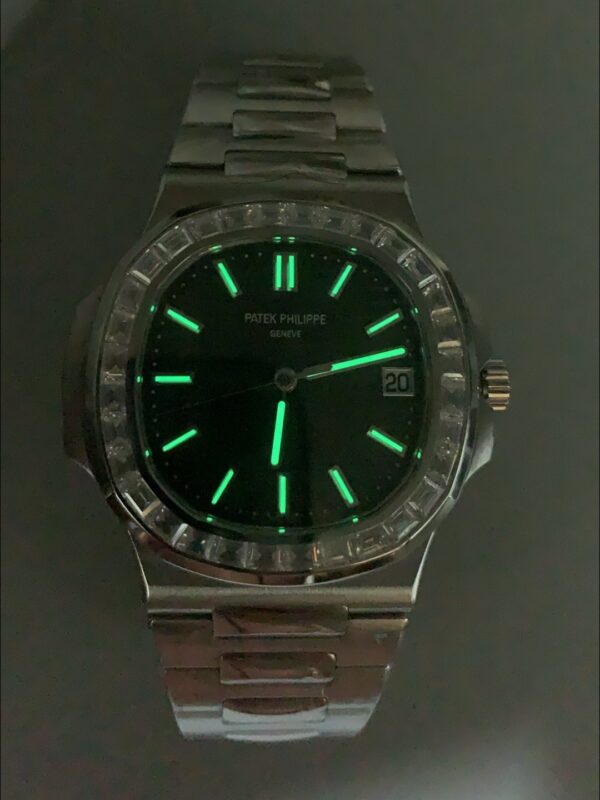 Patek Philippe Nautilus Stainless Steel Black Dial Diamond Bezel 1:1 Superclone