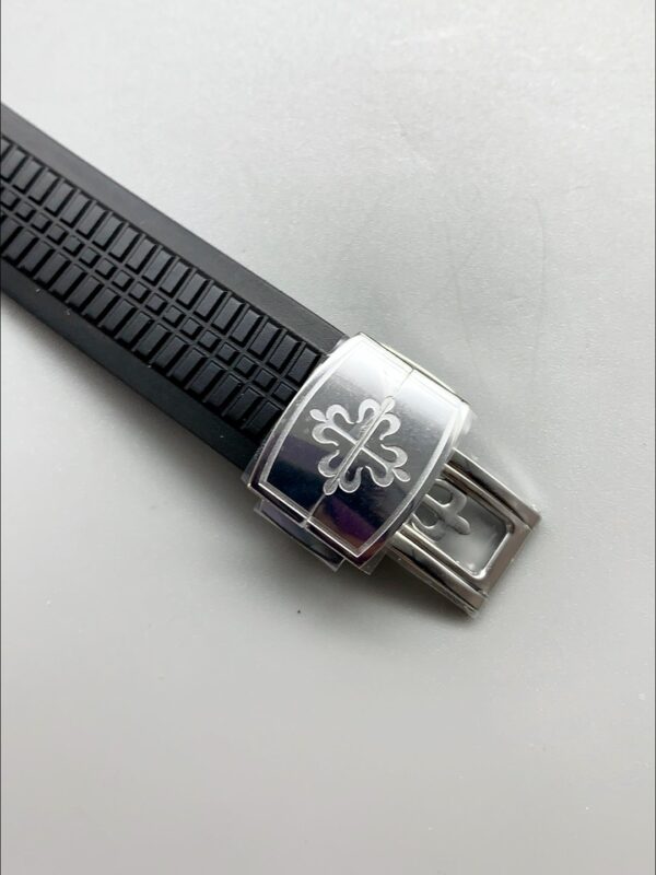 Patek Philippe Aquanaut Stainless Steel Black Dial Rubber Strap 1:1 Superclone