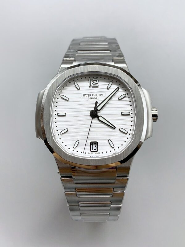 Patek Philippe Nautilus 7118 35MM Stainless Steel White Dial(1:1Super Clone)