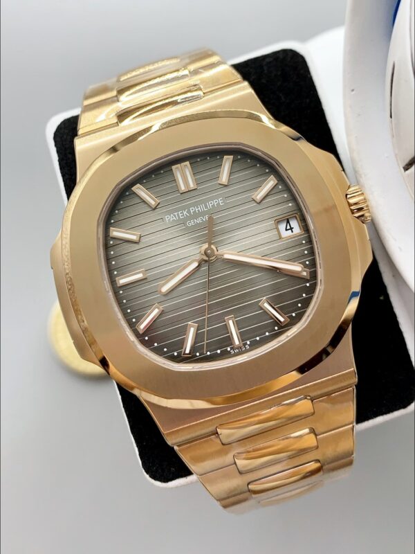Patek Philippe Nautilus 5711/1R-001 in Rose Gold Grey Dial(1:1 Super Clone)