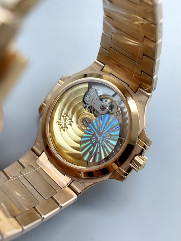Patek Philippe Nautilus 7118/1200R-010 35MM Rose Gold(1:1 Super Clone)