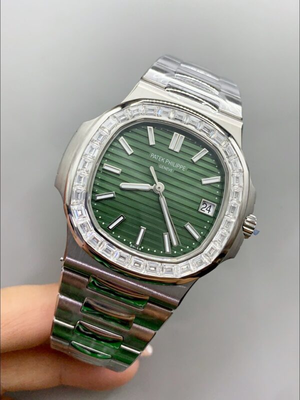 Patek Philippe Nautilus 5711 904L Steel 2023 Updated Mirror – Green Dial(1:1Super Clone)