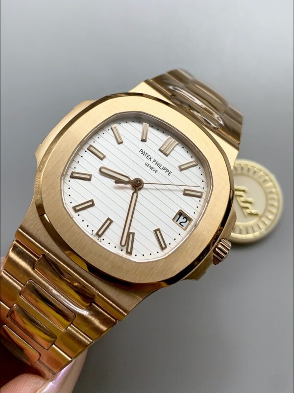Patek Philippe Nautilus 5711/1R-001 in Rose Gold White Dial(1:1Super Clone)