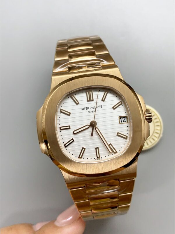 Patek Philippe Nautilus 5711/1R-001 in Rose Gold White Dial(1:1Super Clone)