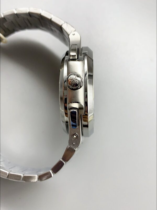 Patek Philippe Nautilus 5990/1A 904L Steel Case in Blue Dial (1:1Super Clone)