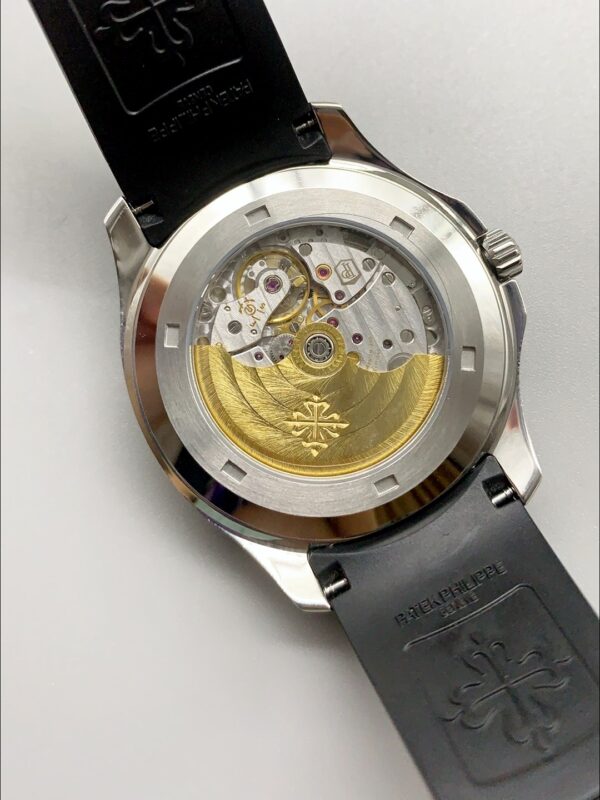 Patek Philippe Aquanaut Black Dial Diamond Bezel Rubber Strap 1:1 Superclone