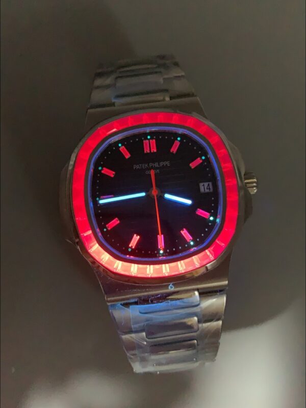 Patek Philippe Nautilus 5711 Black Dial 904L Steel with Rubies Bezel(1:1Super Clone)