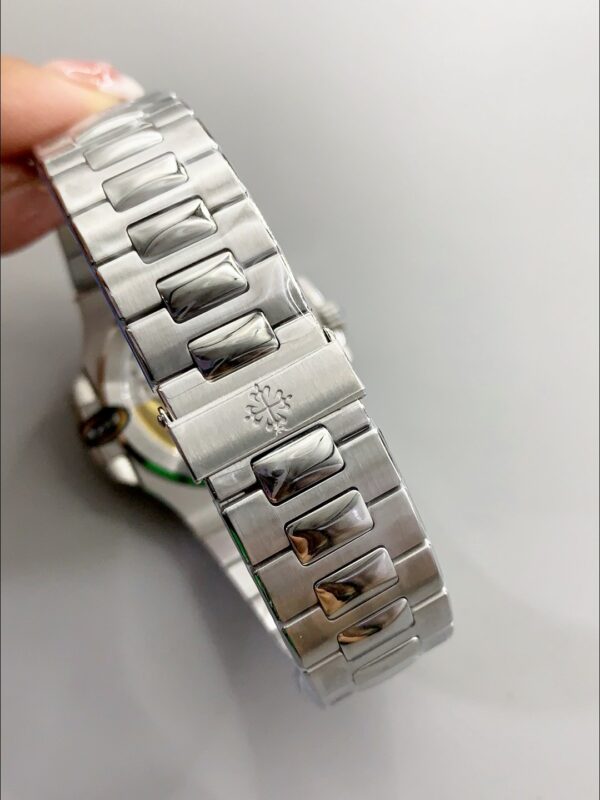 Patek Philippe Nautilus 5711 904L Steel 2023 Updated Mirror – Green Dial(1:1Super Clone)