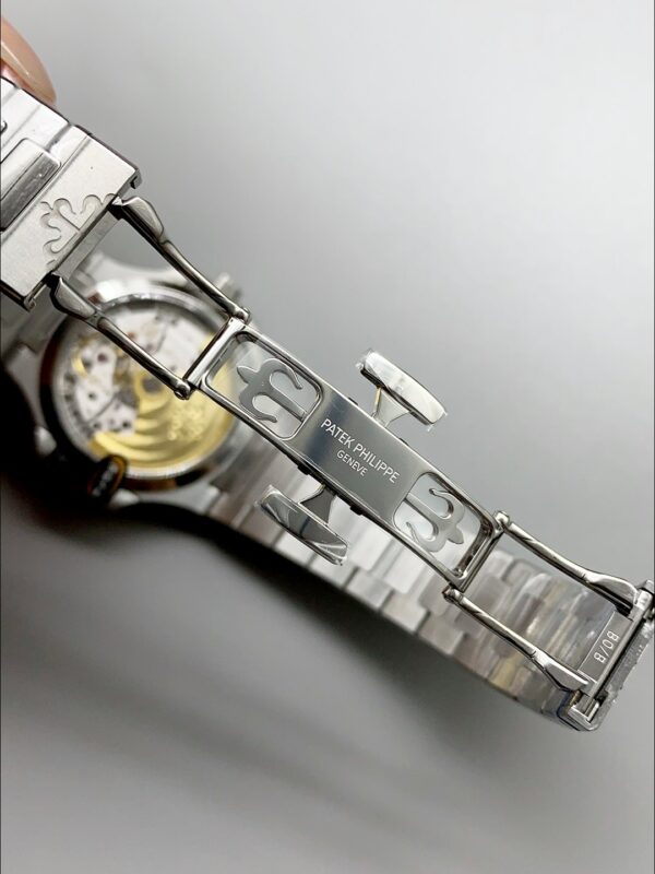 Patek Philippe Nautilus 7118 35MM Stainless Steel White Dial(1:1Super Clone)