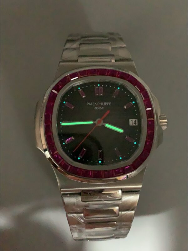 Patek Philippe Nautilus 5711 Black Dial 904L Steel with Rubies Bezel(1:1Super Clone)