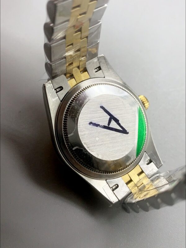 Rolex Datejust Gold with Roman Dial in 36MM (1;1Super Clone)