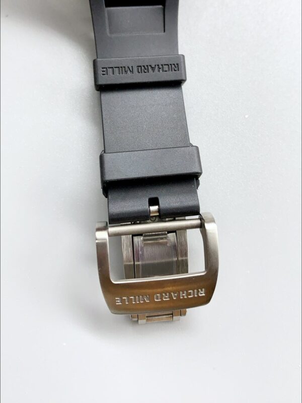 Richard Mille RM055 mechanical watch with carbon fiber case (1;1 Super Clone)