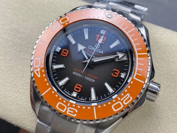 Omega Planet Ocean 6000M COAXIAL MASTER 45.5 MM Ultra Deep 215.32.4