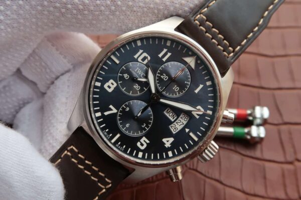 4d39d6_3770bc01708245599dac1c008b3b5b57mv2.jpg IWC Portuguese Chronograph – 1:1 Superclone