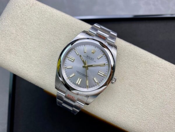 Rolex Oyster Perpetual 41 Ref: 124300