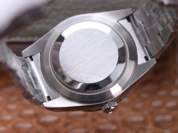 1:1 super clone Rolex Sky-Dweller 326934