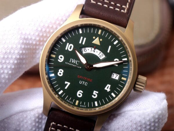 IWC Spitfire pilot UTC World – 1:1 Superclone