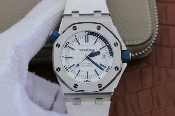 Audemars Piguet Royal Oak Offshore Diver 15703 1:1 Superclone