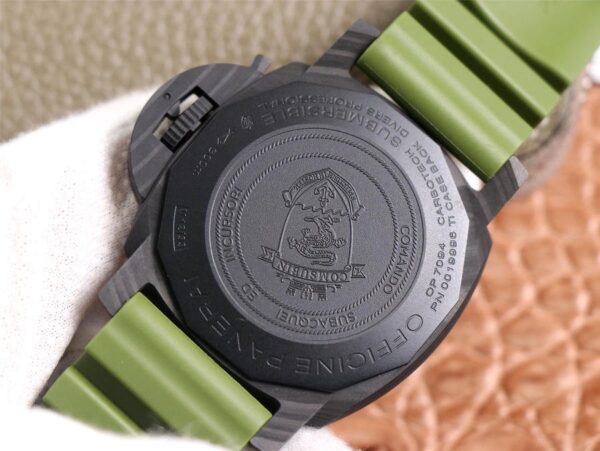 1:1 Superclone Panerai Carbotech Marina Militare Submersible.PAM961