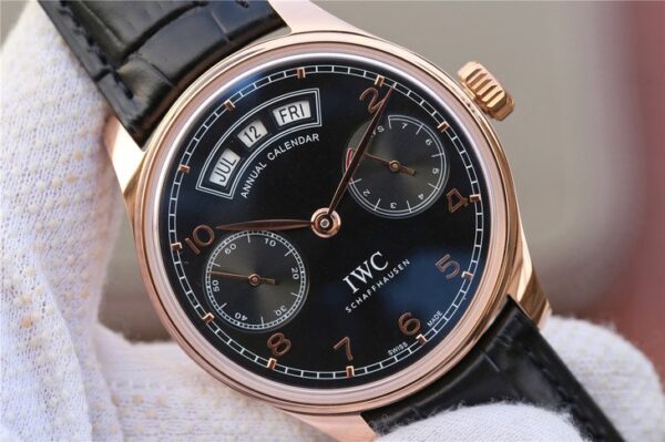 4d39d6_715ebaabd3724ce8b979fea55ca03b4cmv2.jpg 1:1 Superclone IWC Big Pilot Annual Calendar IW500710