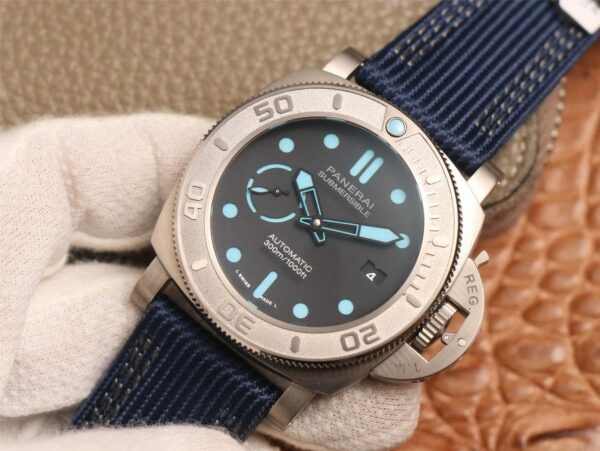 Panerai Luminor Submersible PAM 00984 – 1:1 Superclone
