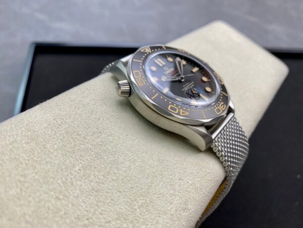 1:1 super clone Omega Seamaster Diver 300M 42mm Titanium(007)