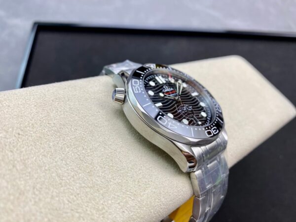 OMEGA Seamaster Diver 300M 42mm Black Dial