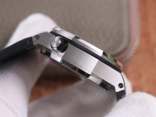 Audemars Piguet Diver Chronograph 26703ST.OOO. 1:1 SUPERCLONE