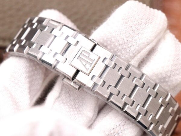 Audemars Piguet Royal Oak 15400 1:1 Superclone