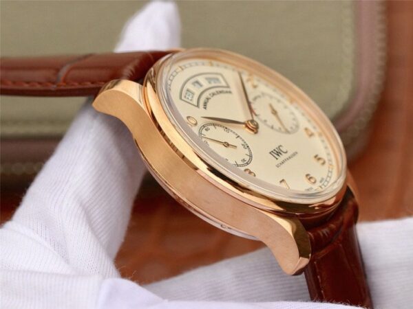 4d39d6_c4f066be34f1452582e71831b8af6935mv2.jpg 1:1 Superclone IWC Big Pilot Annual Calendar IW503502