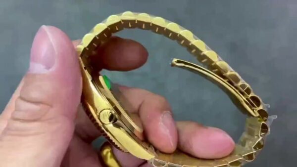 1:1 super clone Day Date Rolex Weekly Journal 18K Yellow Gold Plated counter weight