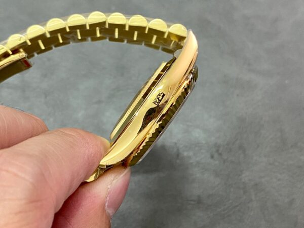 Day Date Rolex Weekly Journal 18K Yellow Gold Plated counter weight