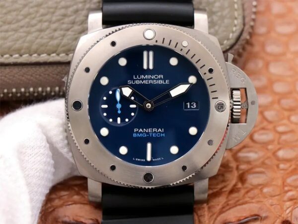 Panerai Luminor Submersible 3 days PAM684 Rose Gold -1:1 Superclone