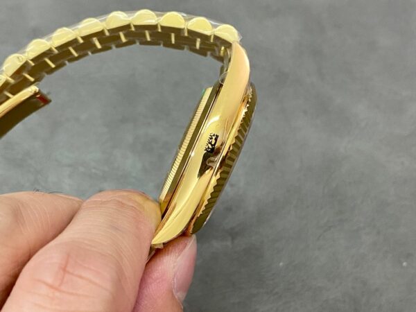 1:1 super clone Day Date Rolex Weekly Journal 18K Yellow Gold Plated counter weight