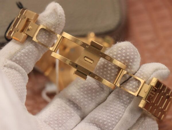 Audemars Piguet Royal Oak Chronograph 18K Gold plated – 1:1 Superclone