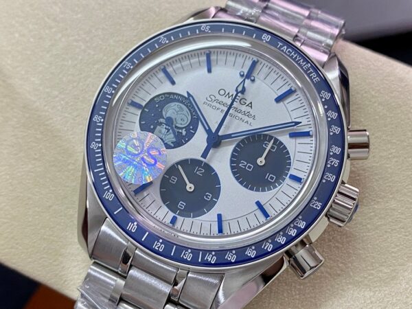 Omega Snoopy 150th Anniversary