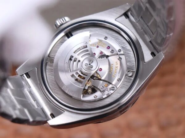 1:1 super clone Rolex Sky-Dweller 326934