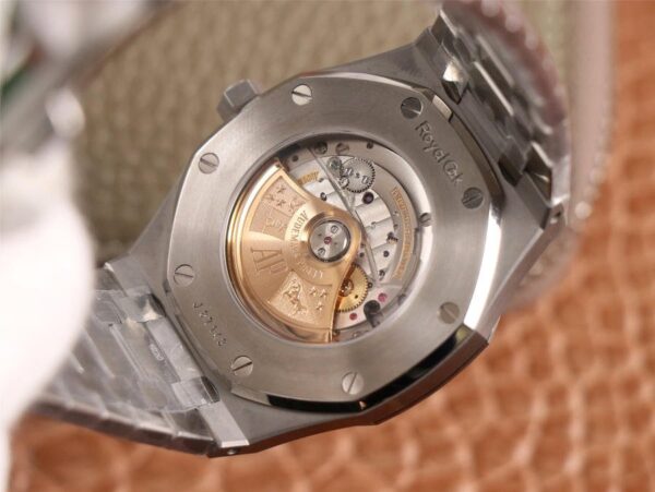 Audemars Piguet Royal Oak 15400 1:1 Superclone